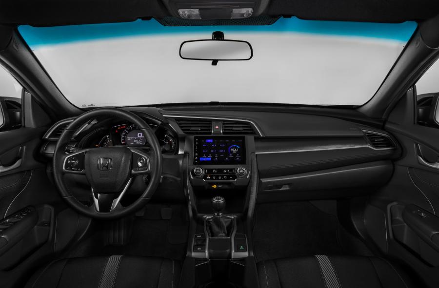 Торпедо Honda Civic Sport Sedan (FC) 2016 года  (LA) (фото 19 из 26)
